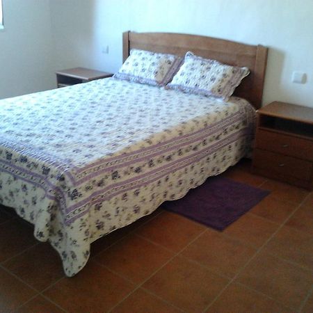 Quinta da Bunheira Rogil Quarto foto