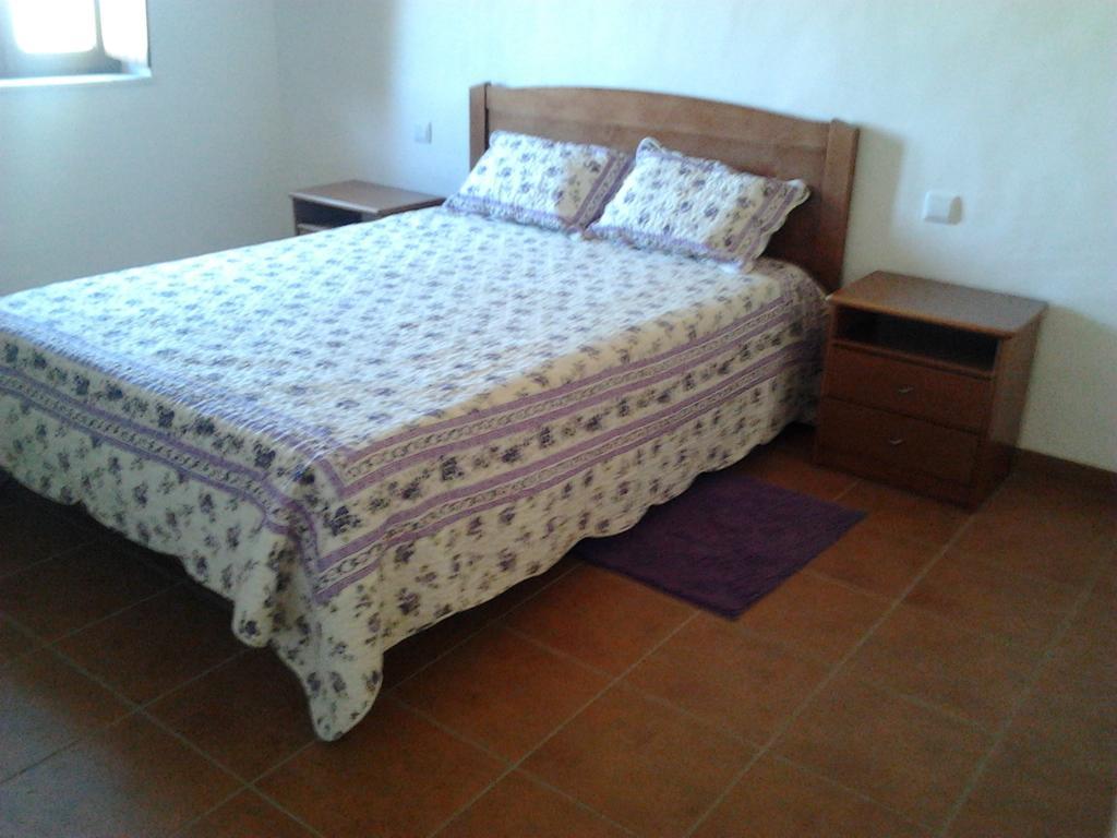 Quinta da Bunheira Rogil Quarto foto